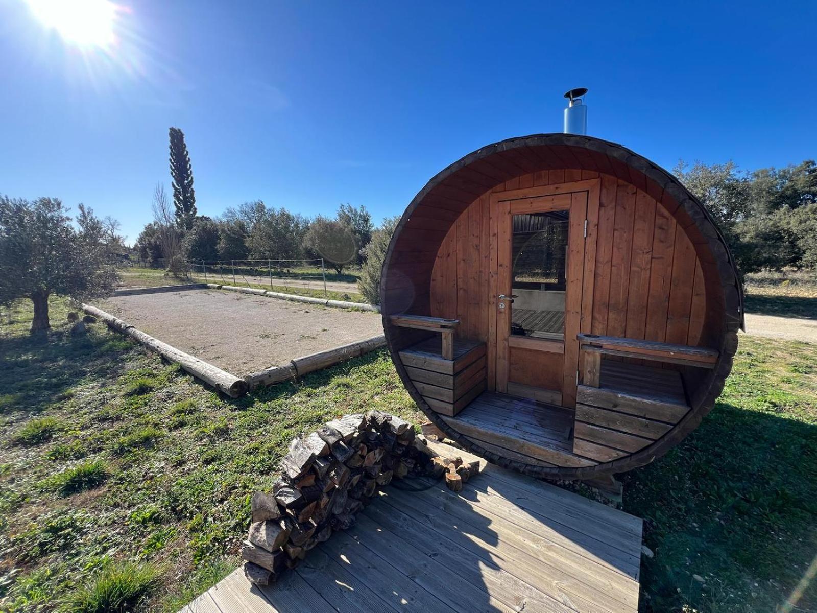 Montségur-sur-Lauzon Nuiki Lodges - Chambres D'Hotes المظهر الخارجي الصورة